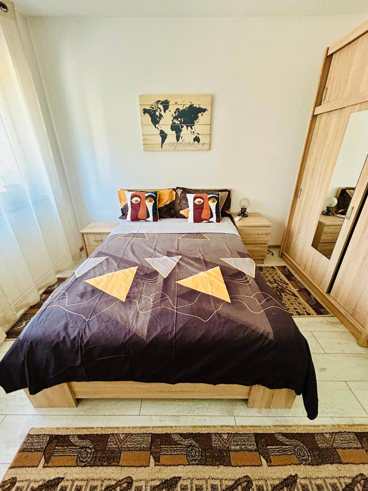Snug Apartament Iasi Luaran gambar